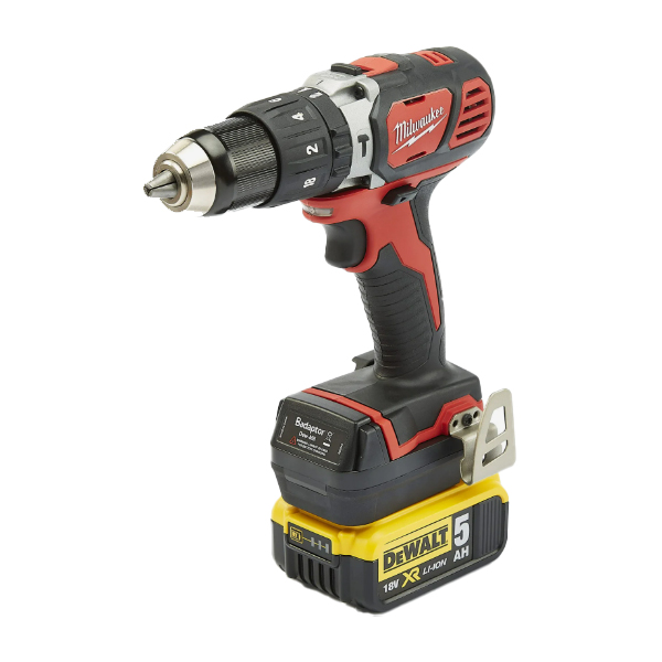 Badaptor DeWalt to Milwaukee 18v 20v Battery Adapter A One Tools Fixings