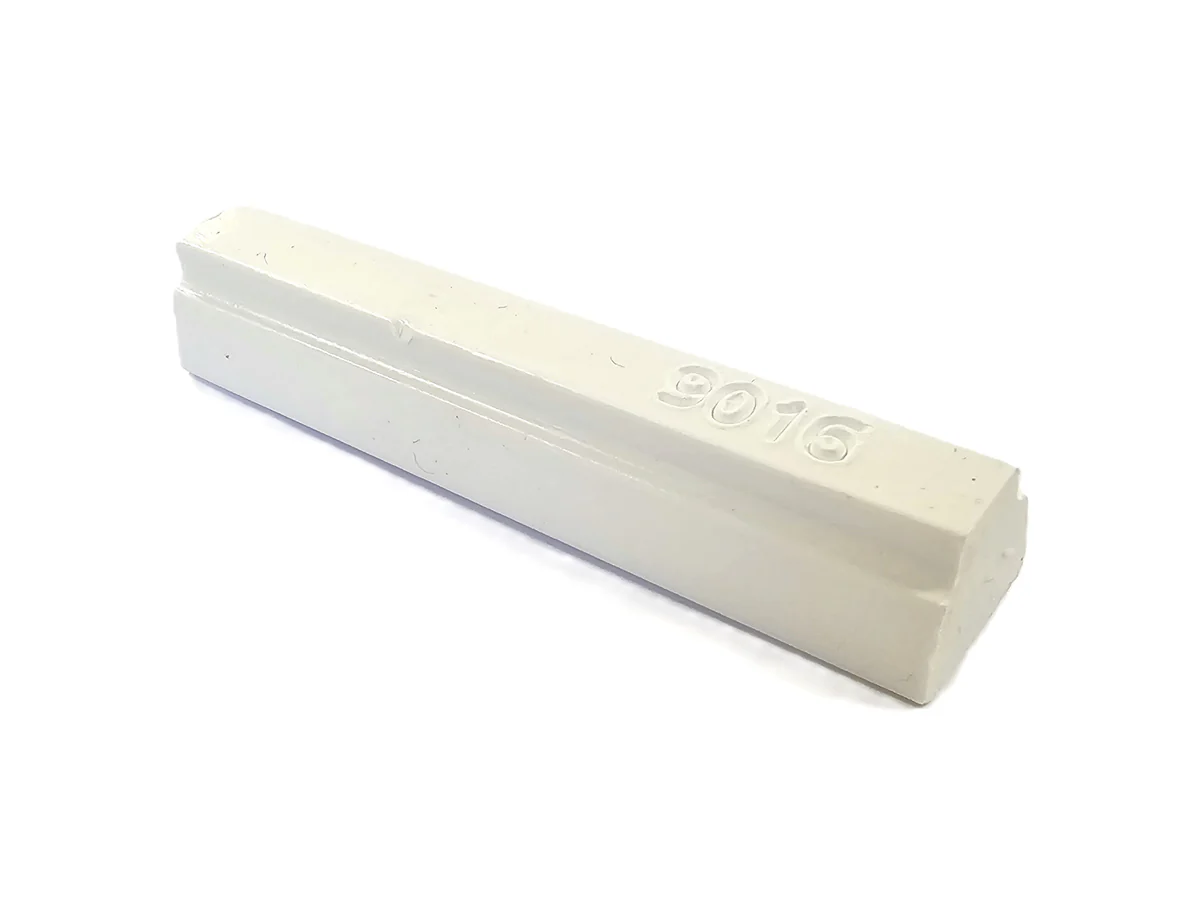 The Konig Hard Wax Rosewood Single 1118/96 is a rectangular white polishing bar, ideal for Rosewood repairs, on a white background.