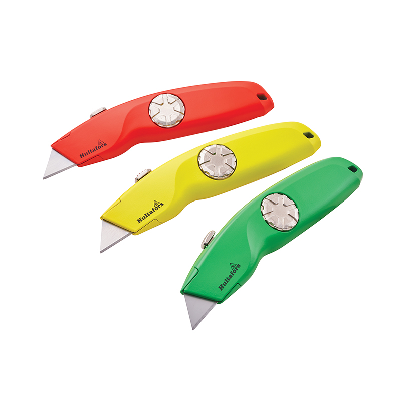 Three retractable utility knives with silver blades and dials in red, yellow, and green, arranged diagonally on a white background.
