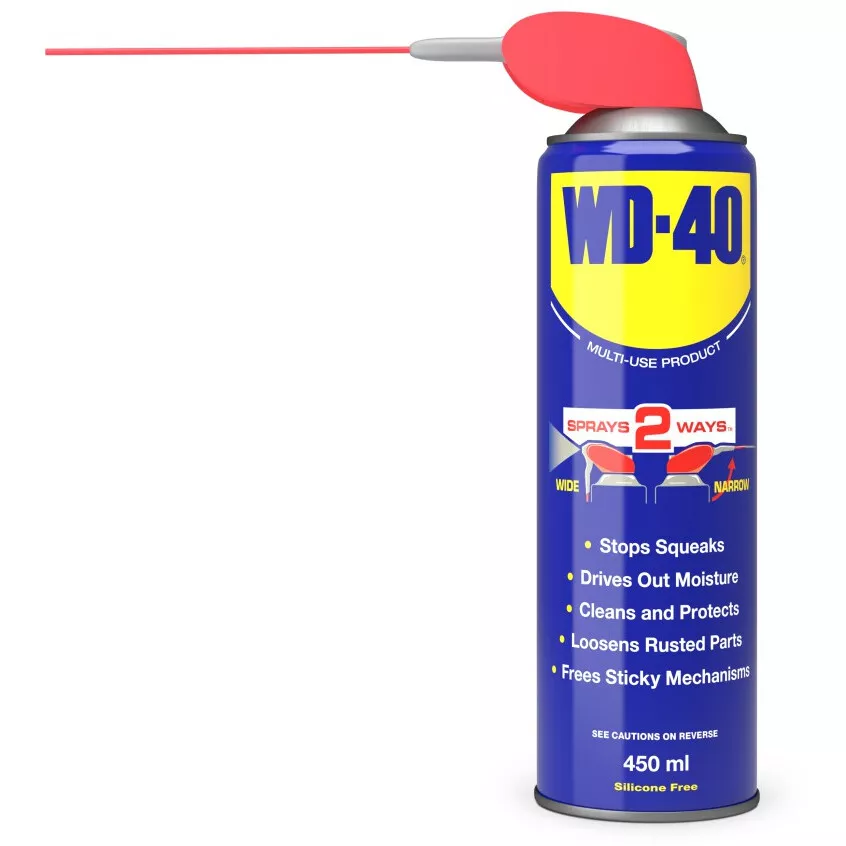 A 450ml WD-40 Multi-Use Smart Straw can with an attached red straw, featuring uses like stopping squeaks and loosening rusted parts.